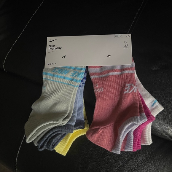 Nike Pink and Blue Ankle Socks Athletic Hosiery - Picture 1 of 3